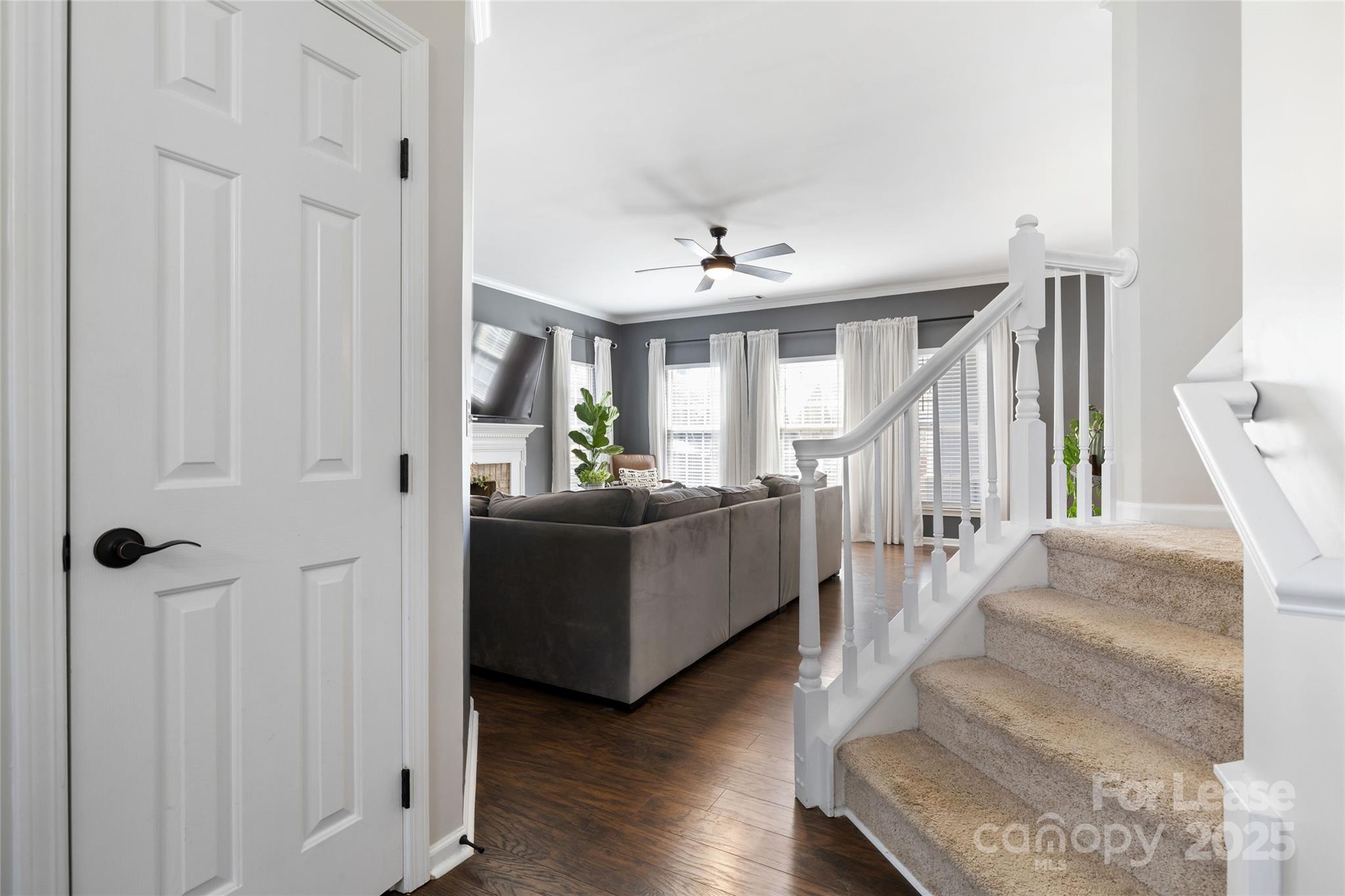 14040 Alley Son Street