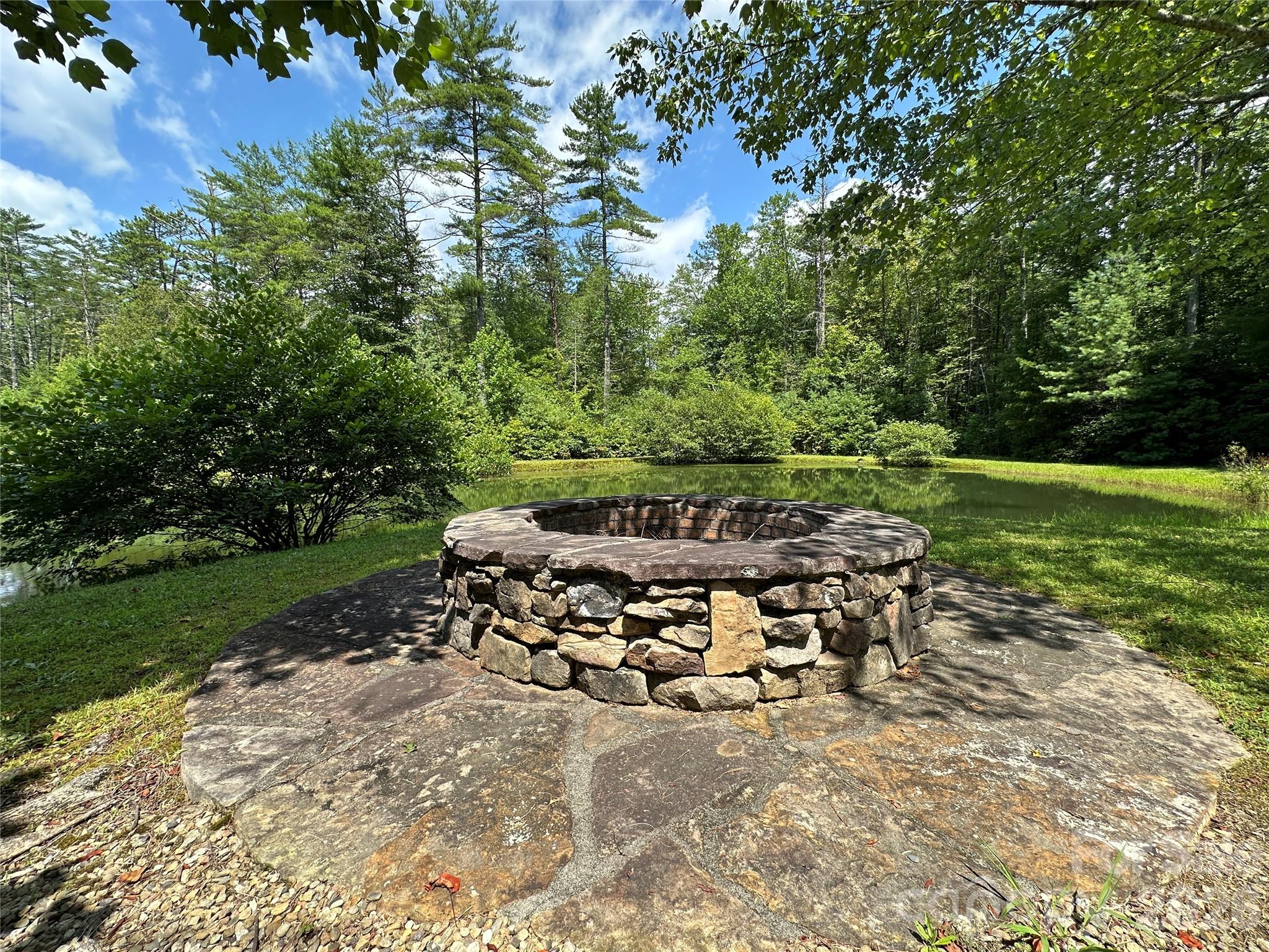 67 Peppervine Circle