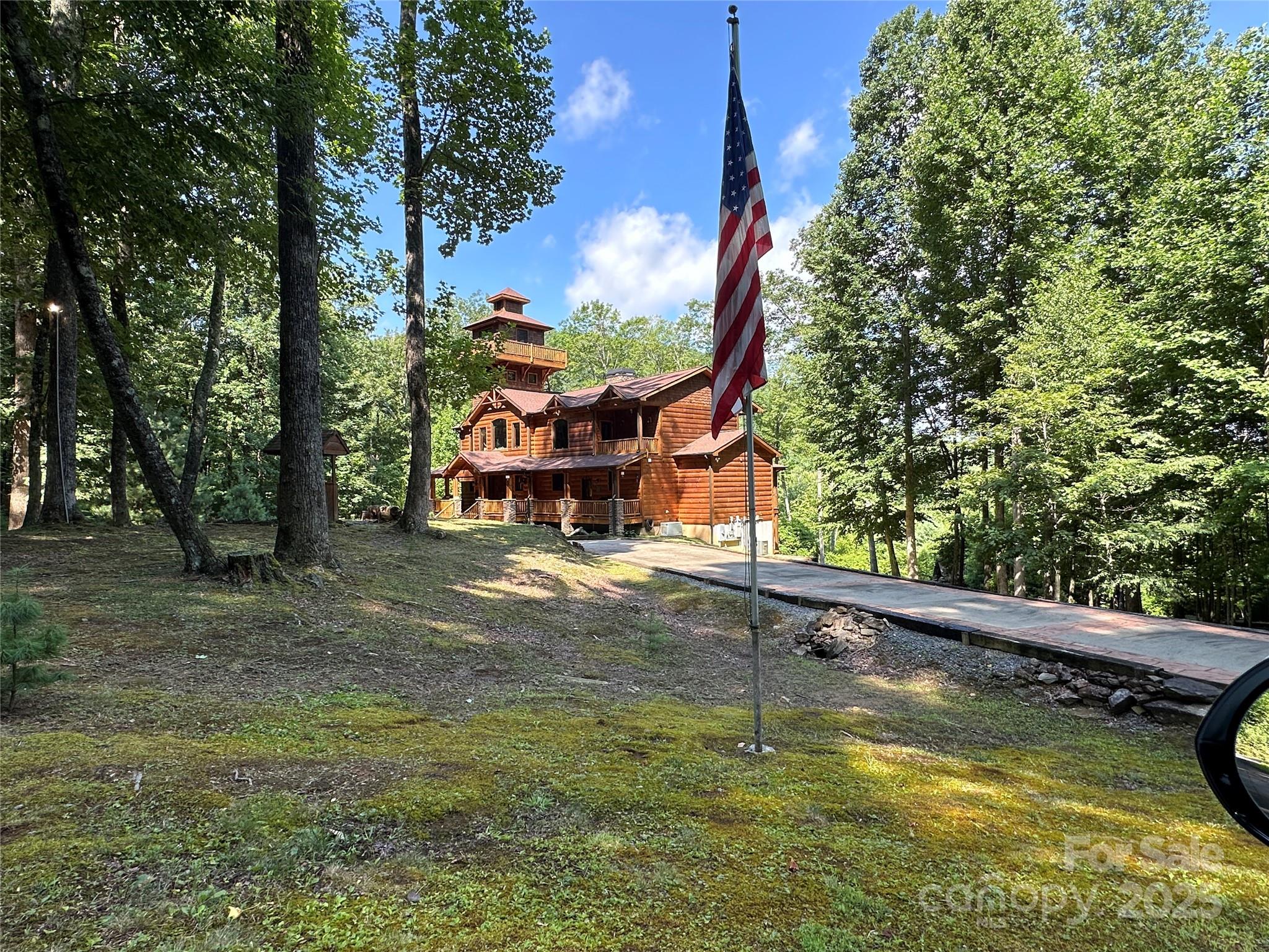 Round Mountain Falls - Land