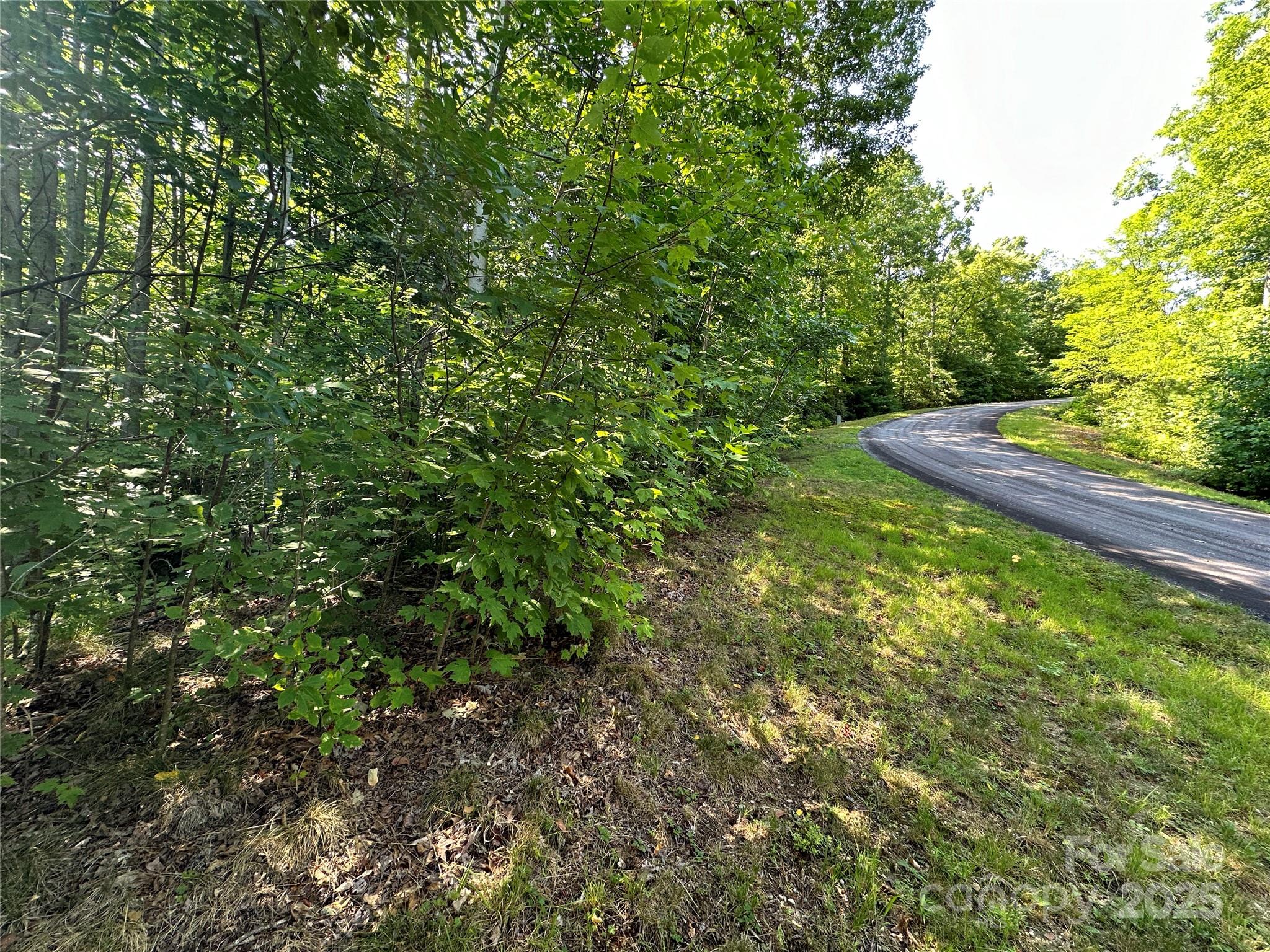 Round Mountain Falls - Land