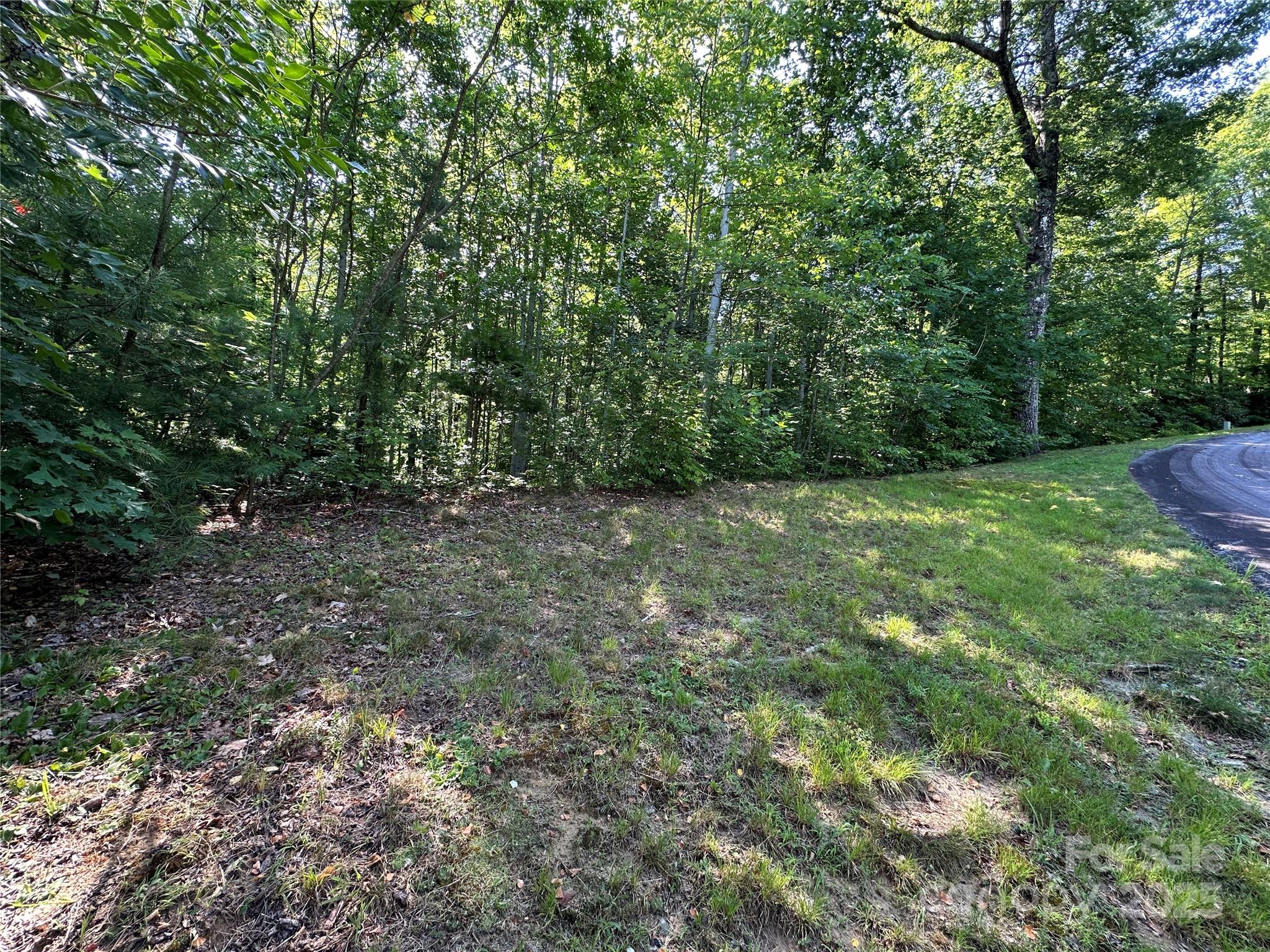 Round Mountain Falls - Land