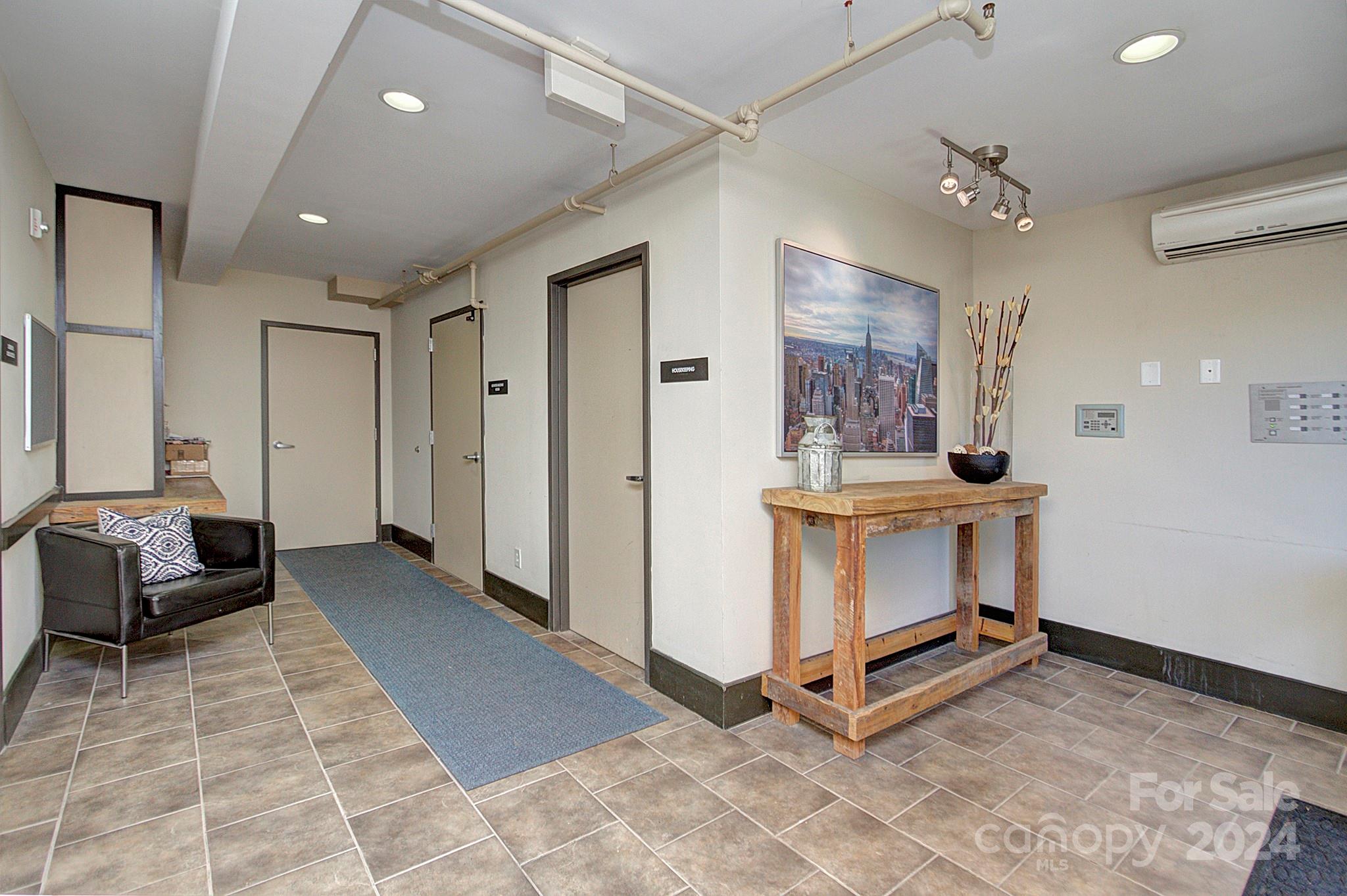 Carriage Company Condo - Residential