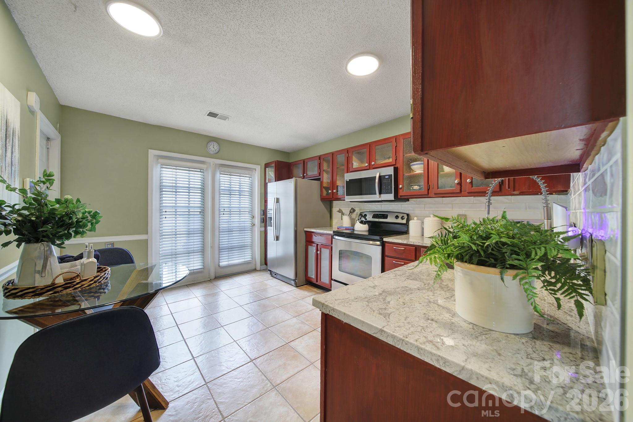 The Gates at Quail Hollow - Residential