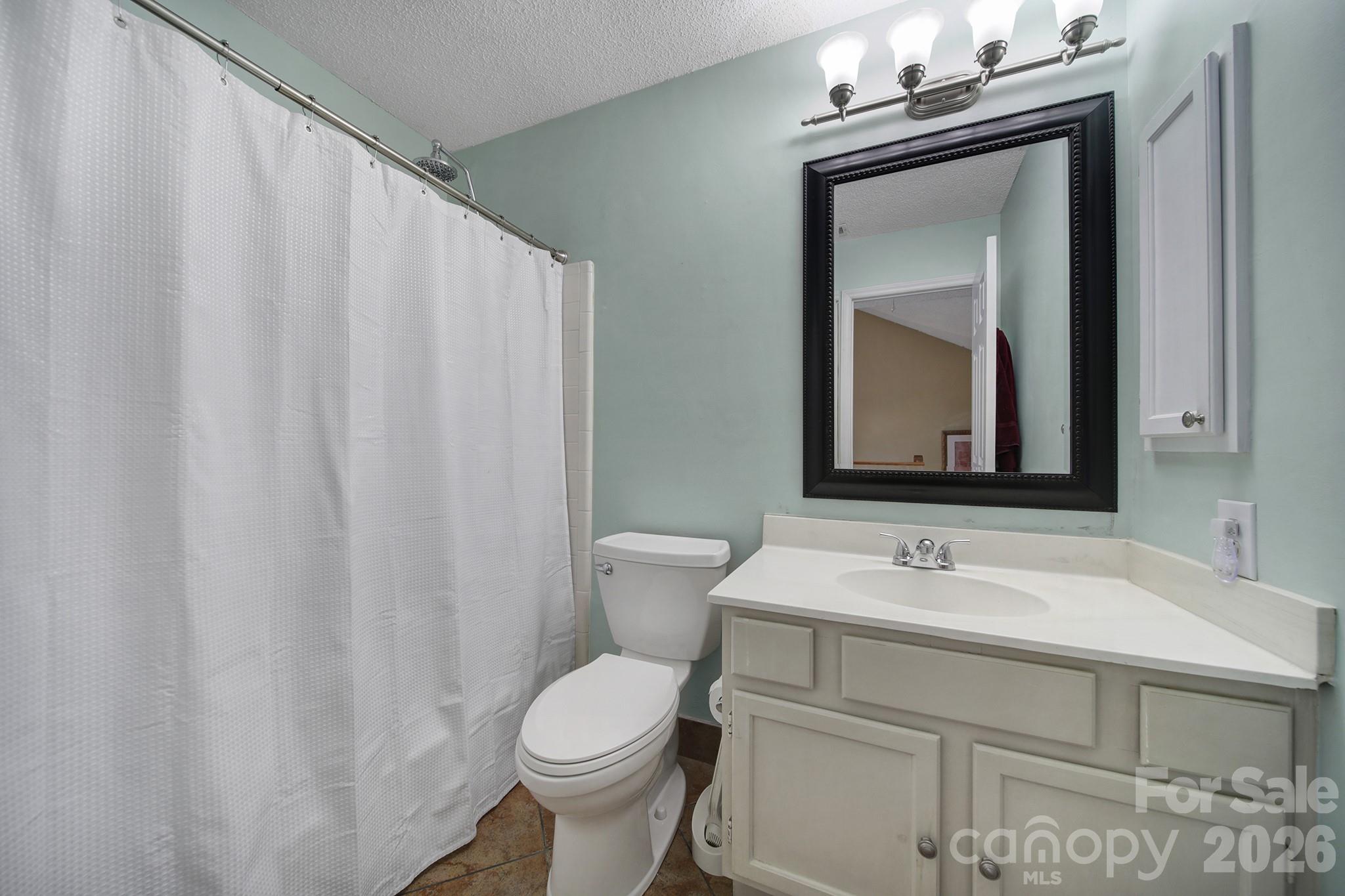 The Gates at Quail Hollow - Residential