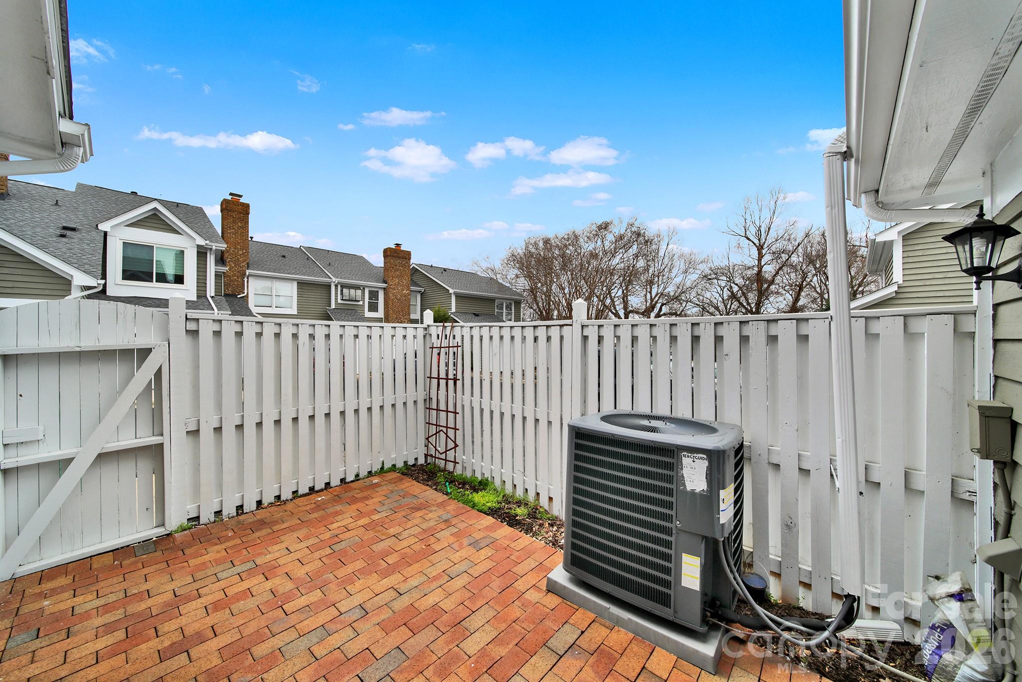 The Gates at Quail Hollow - Residential