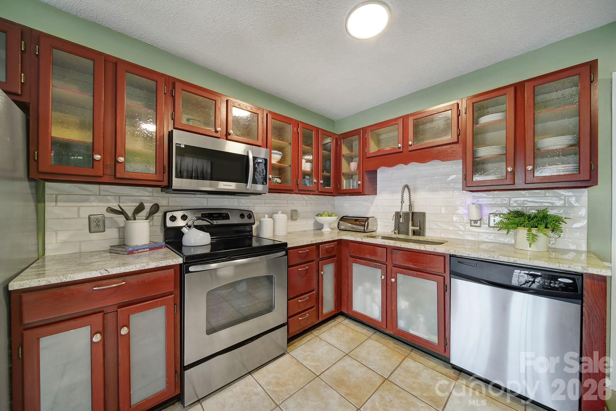 The Gates at Quail Hollow - Residential