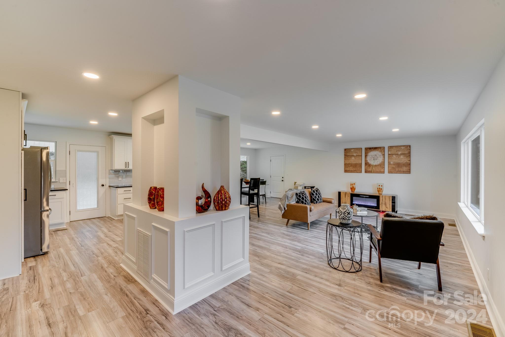 Country Club Estates - Residential