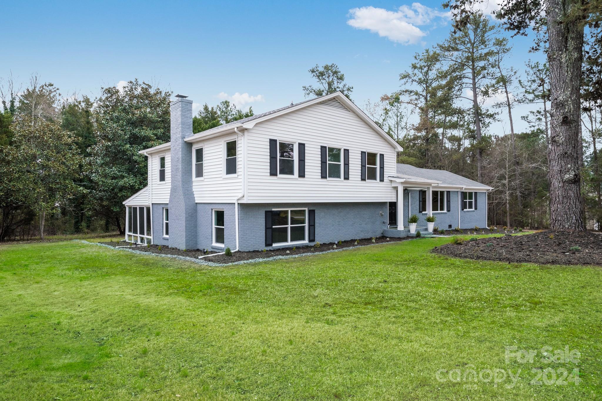 Country Club Estates - Residential