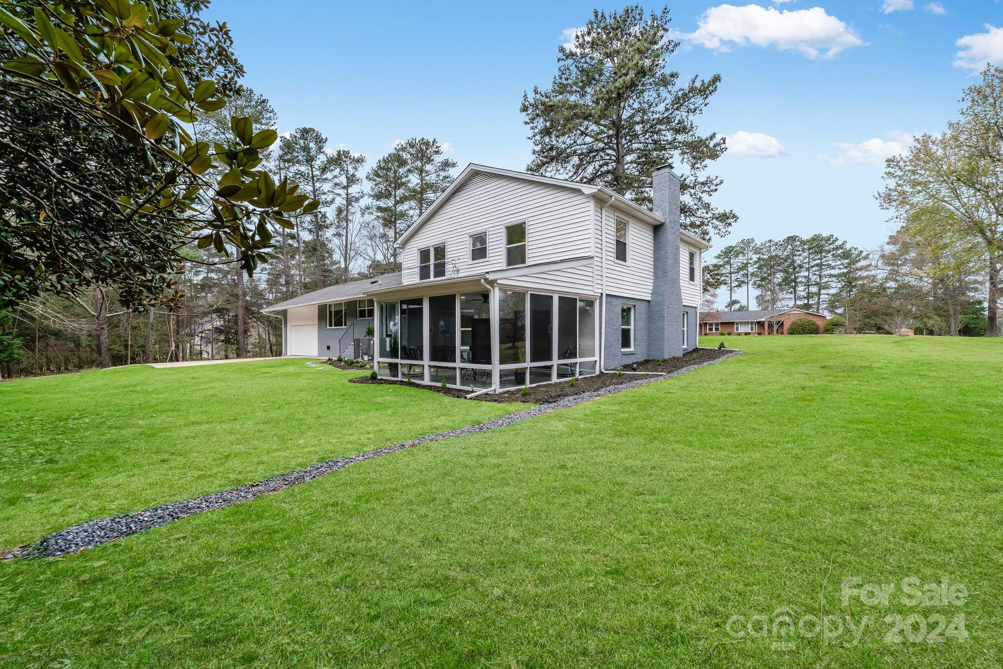 Country Club Estates - Residential