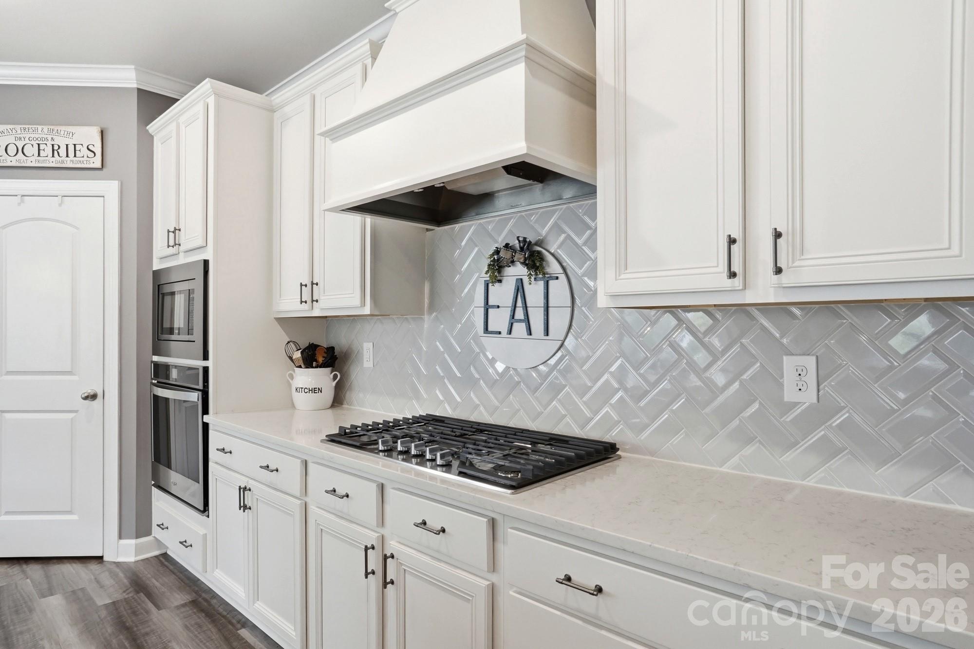 2033 Poplar Ridge Drive