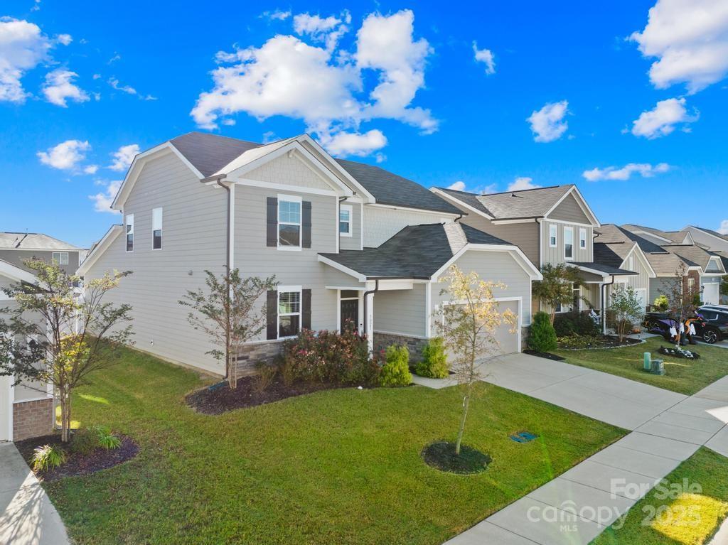 5021 Markfield Lane