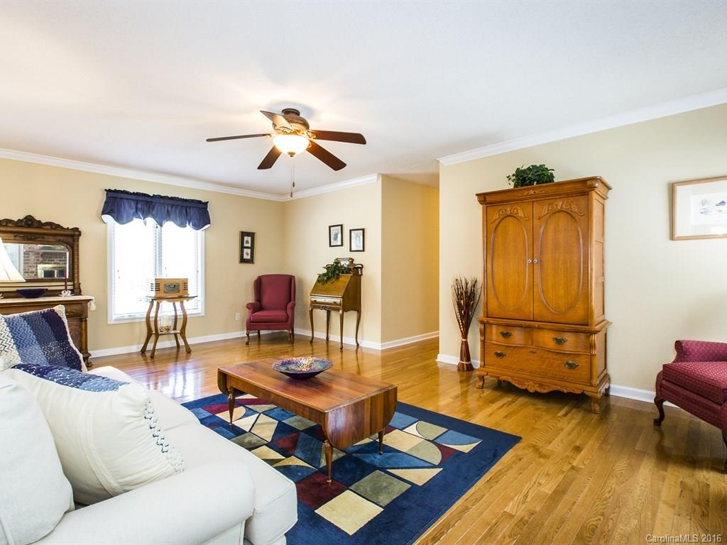 Willowbrook - Residential