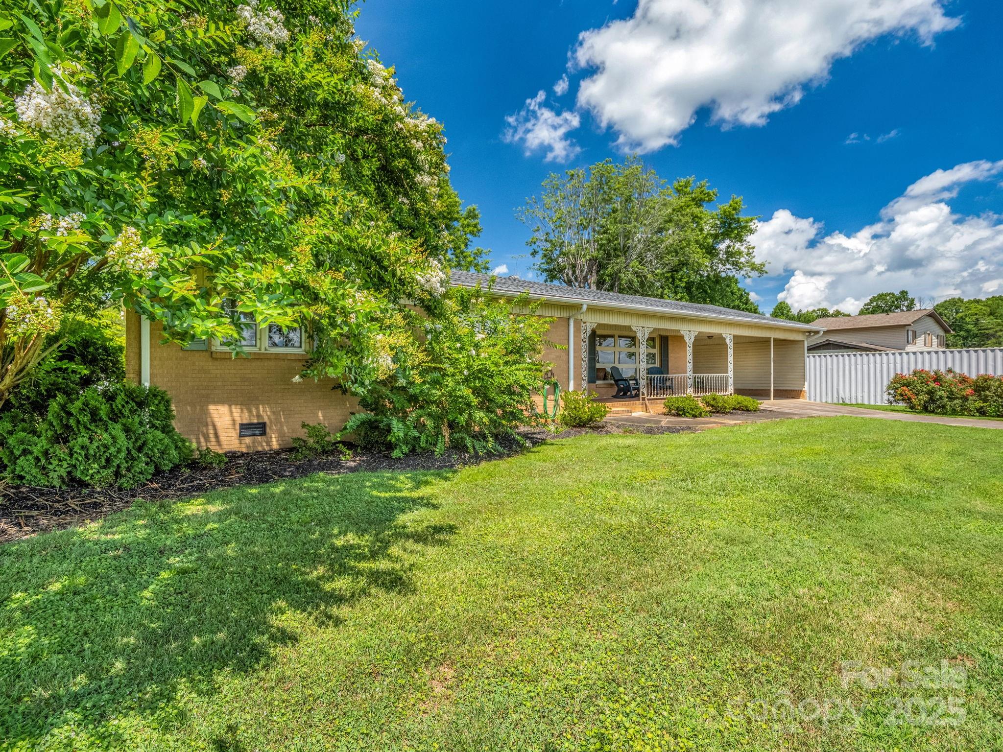 1638 Chase High Road