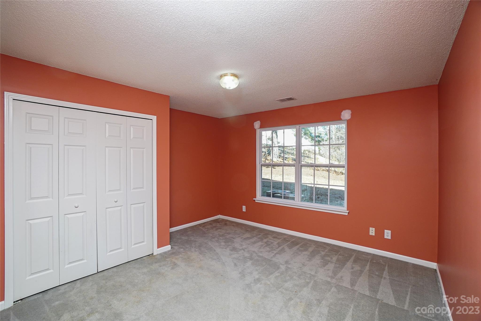 Old Stone Crossing - Residential