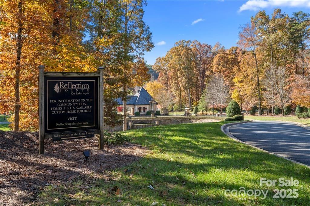 Reflection Pointe - Land