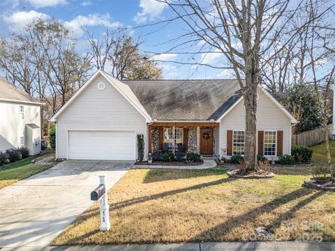 Photo of 4760 Lauren Glen Street NW, Concord, NC 28027 (MLS # 4325790)