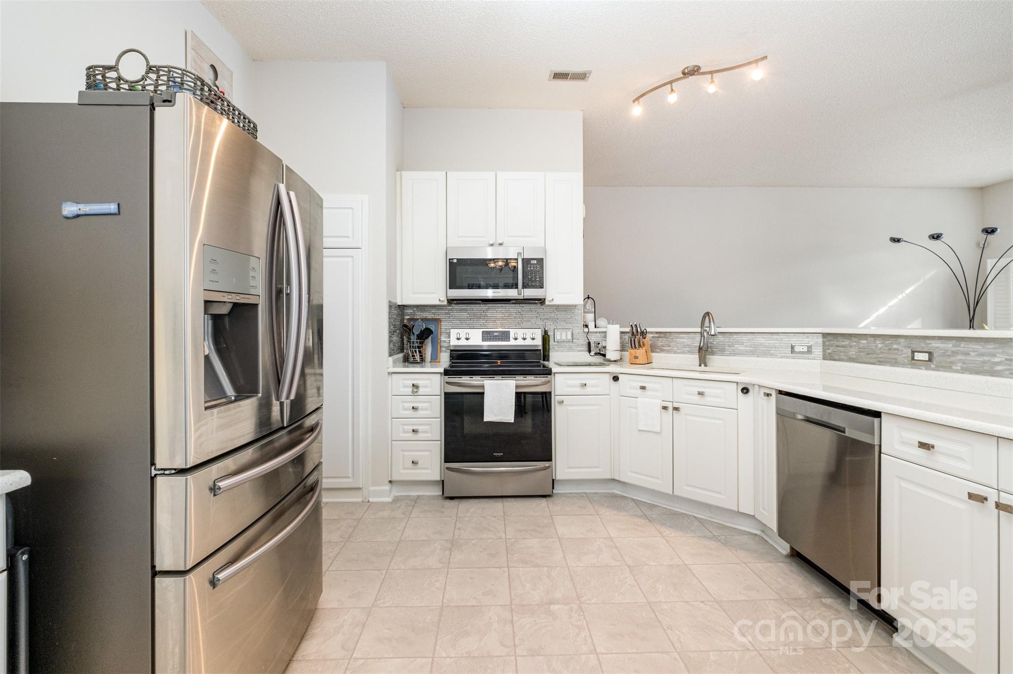 4760 Lauren Glen Street NW