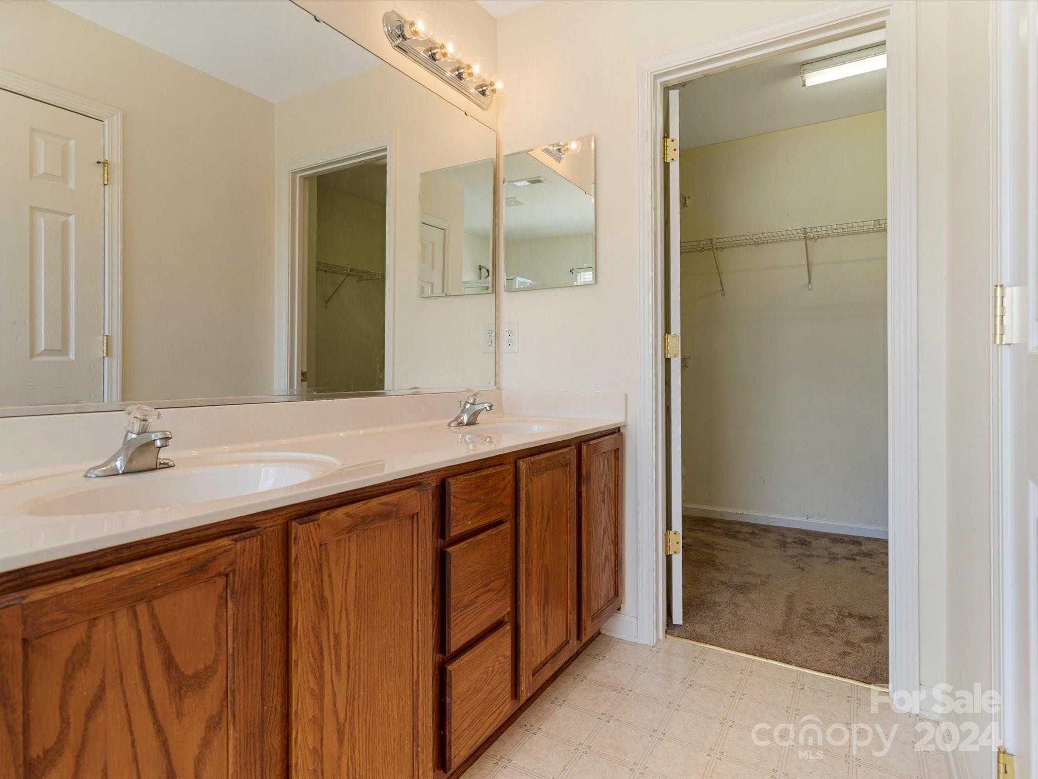 Withrow Downs - Residential