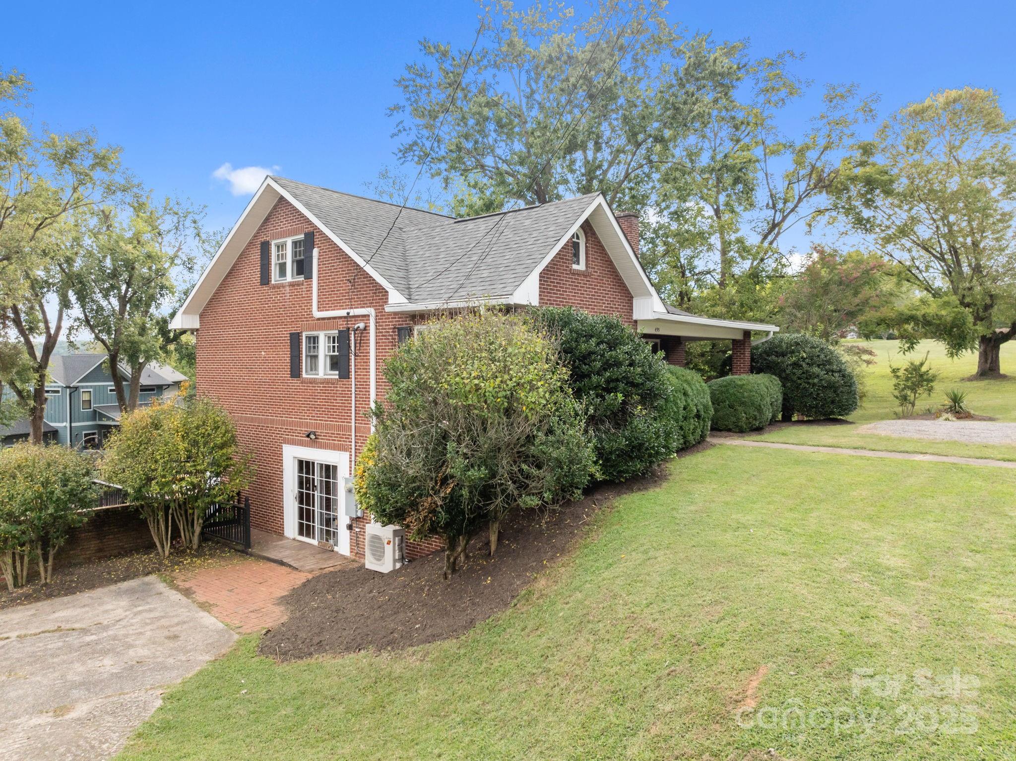 495 Fairview Road