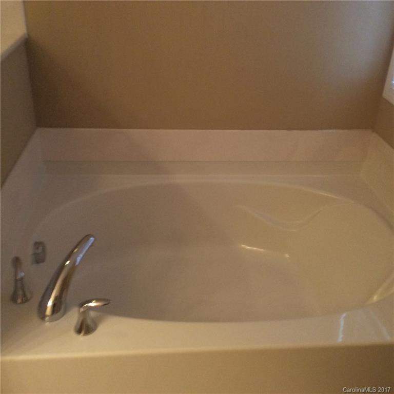 Taylor Glenn - Residential Lease