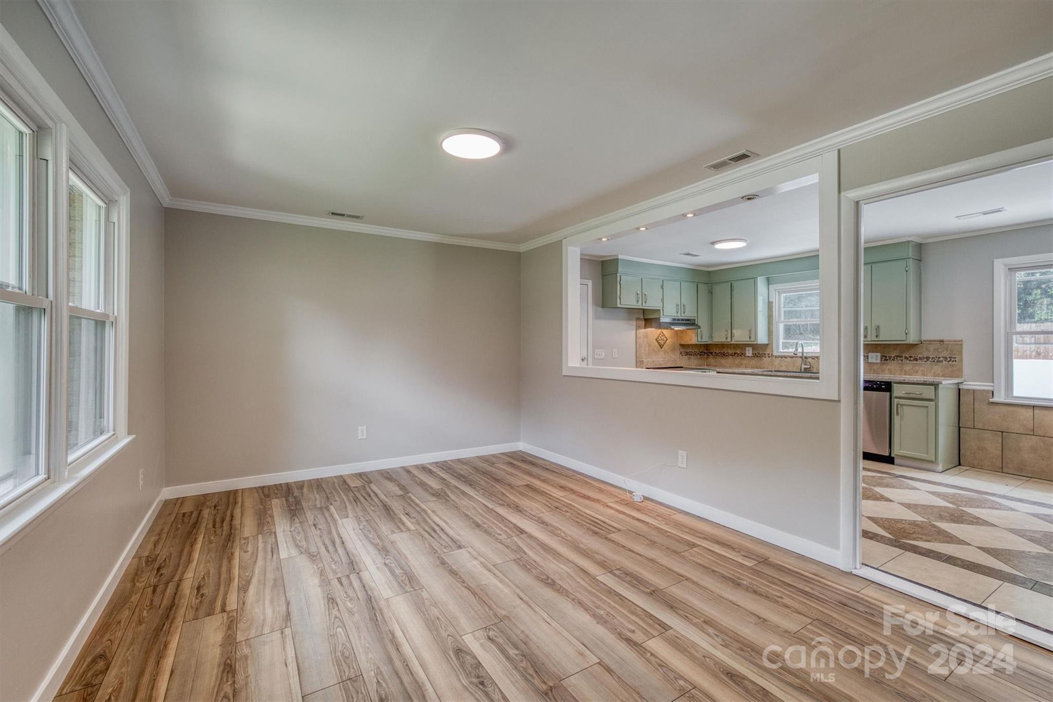 Hickory Woods - Residential