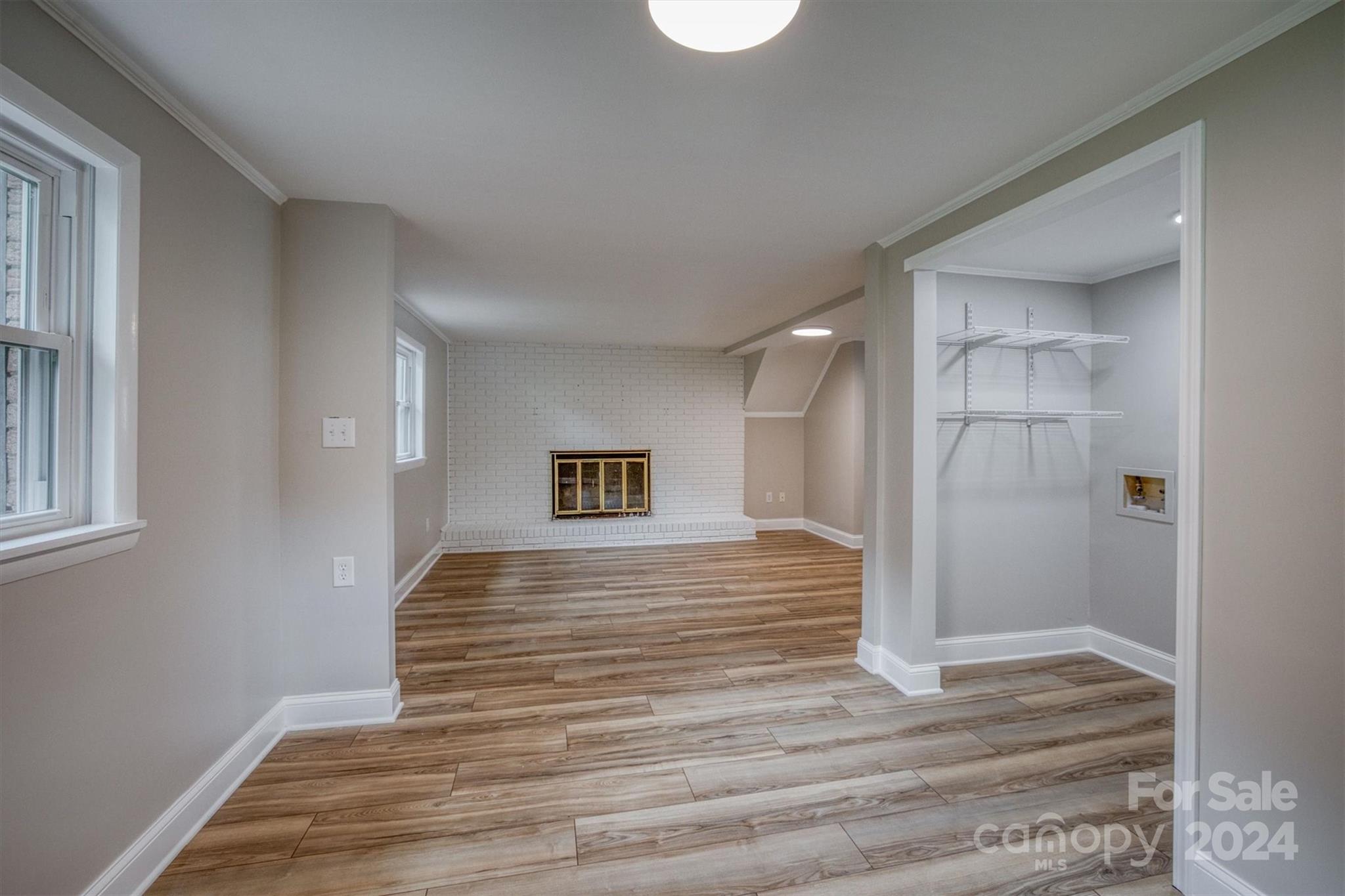 Hickory Woods - Residential