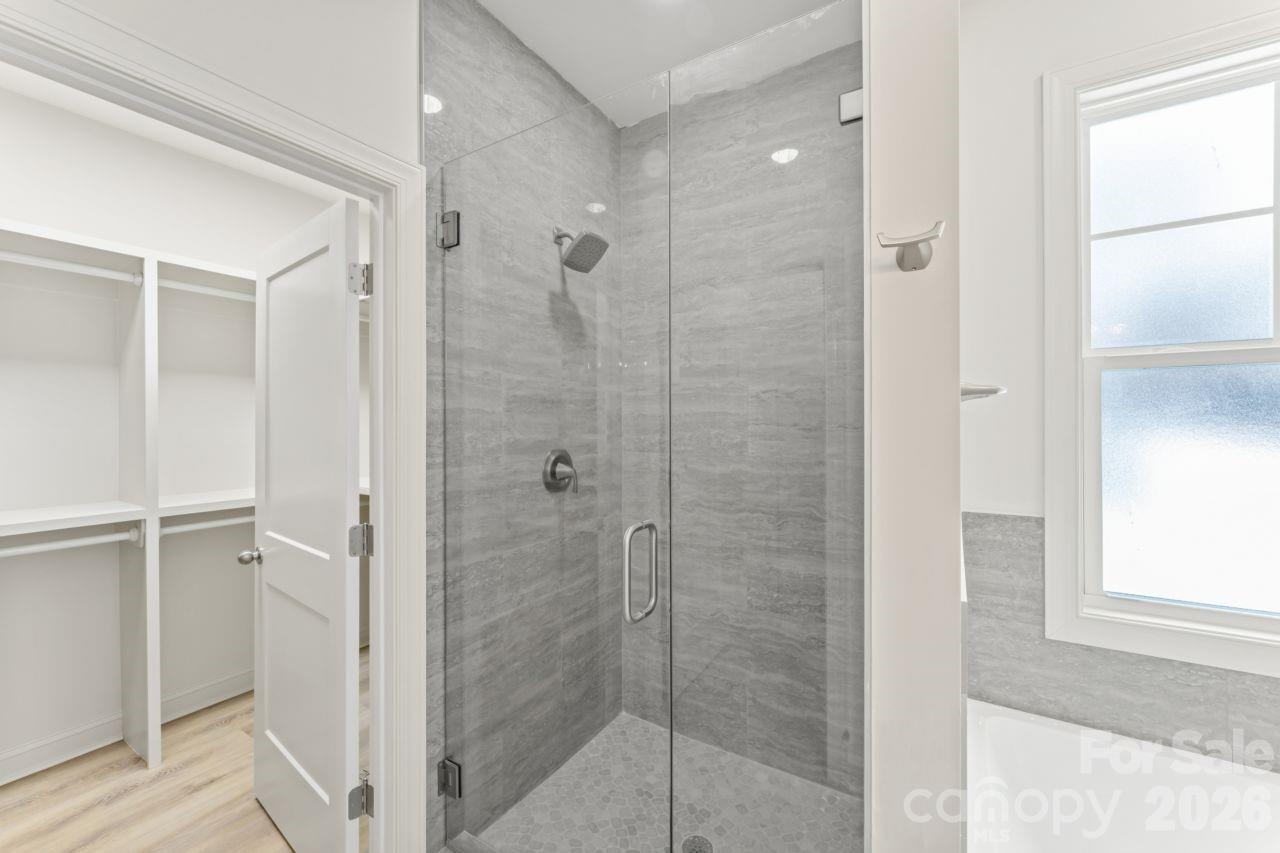 Forest Oaks - Residential