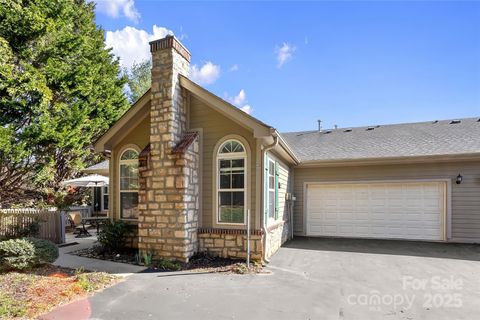 17 Outlook Circle Swannanoa NC 28778