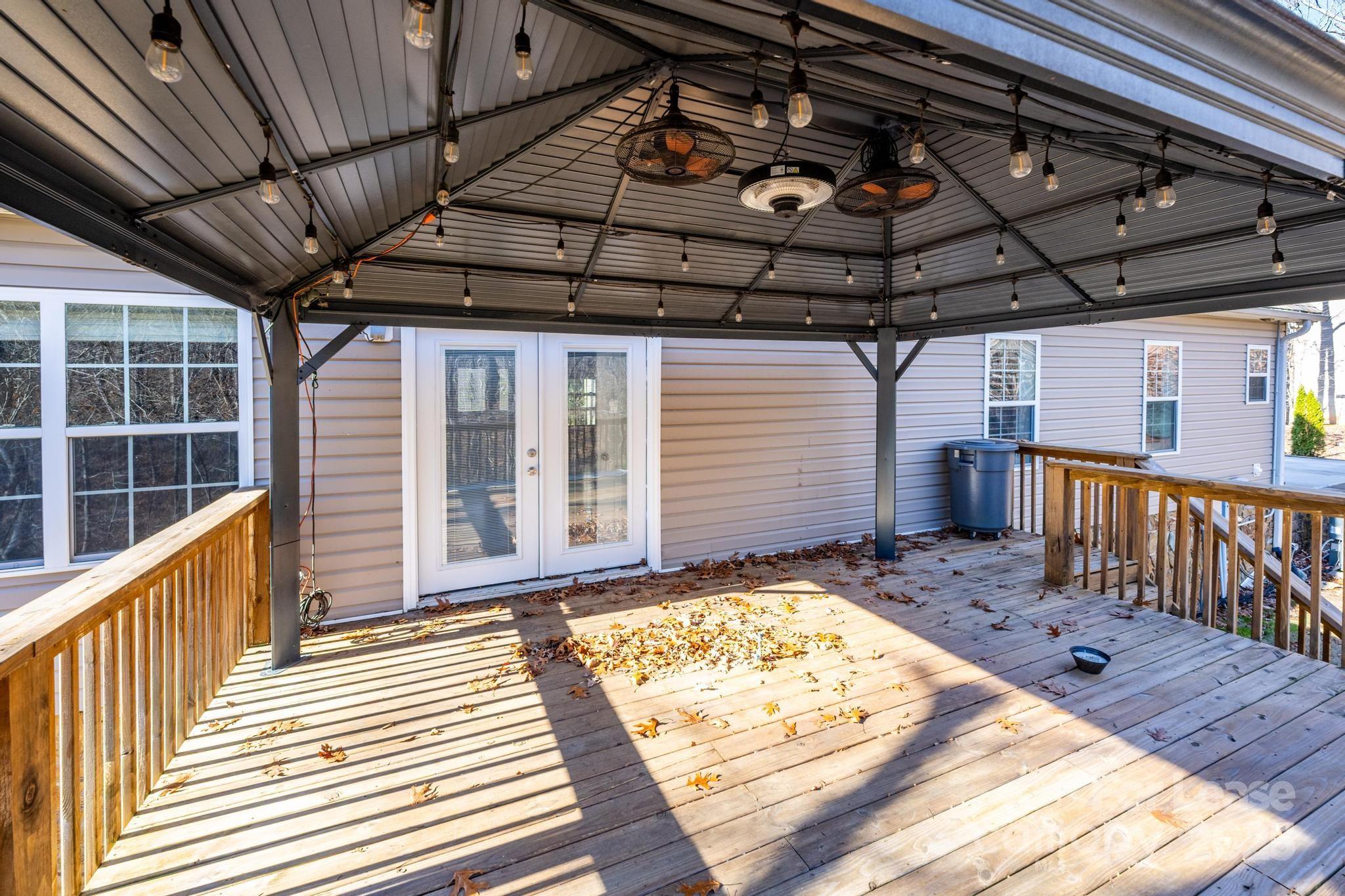 Donaphan Hills - Residential Lease