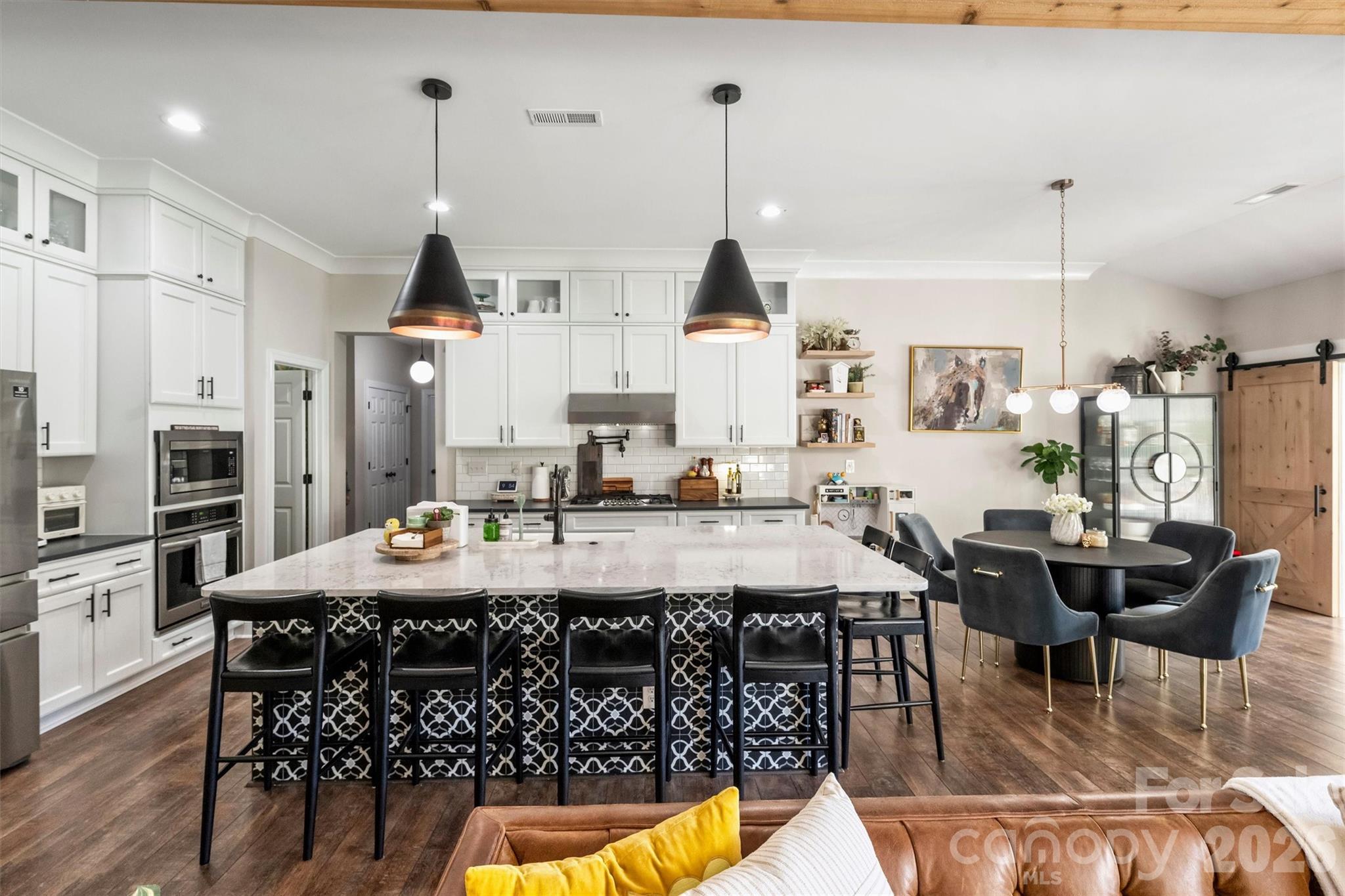 Merry Oaks - Residential