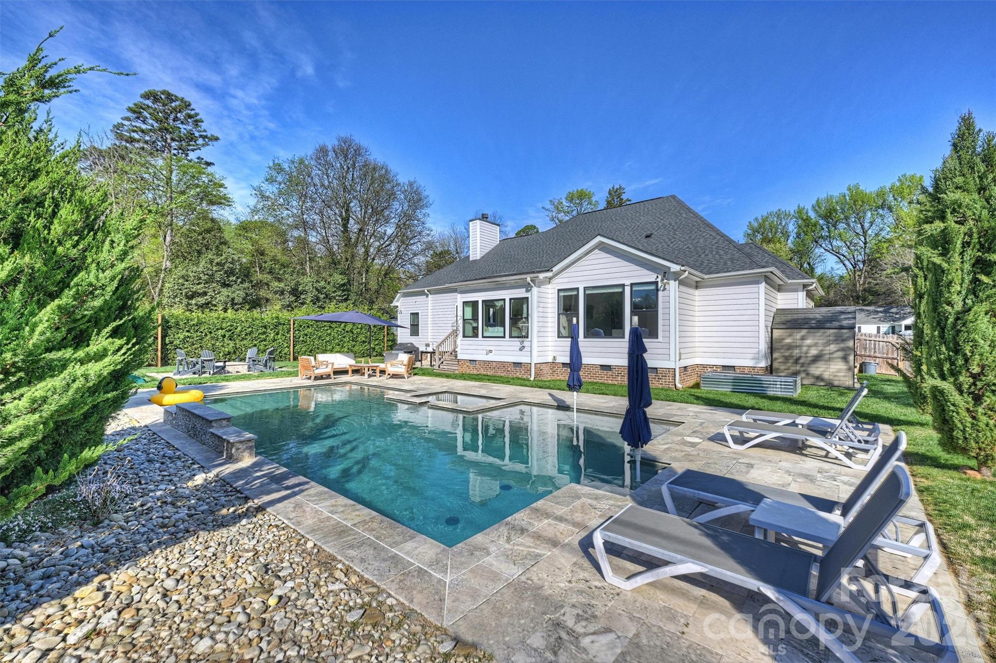 Merry Oaks - Residential