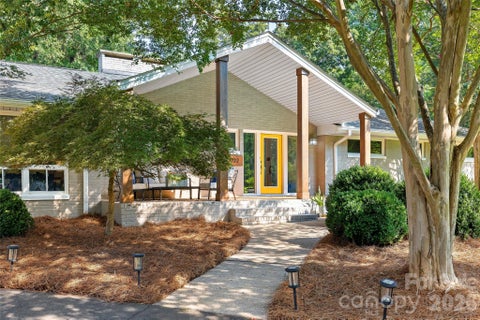 Photo of 1222 Burtonwood Circle, Charlotte, NC 28212 (MLS # 4418524)