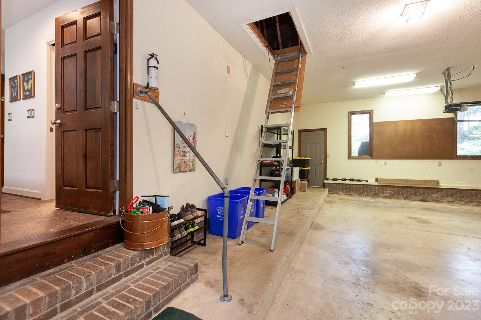 River Hills - Residential