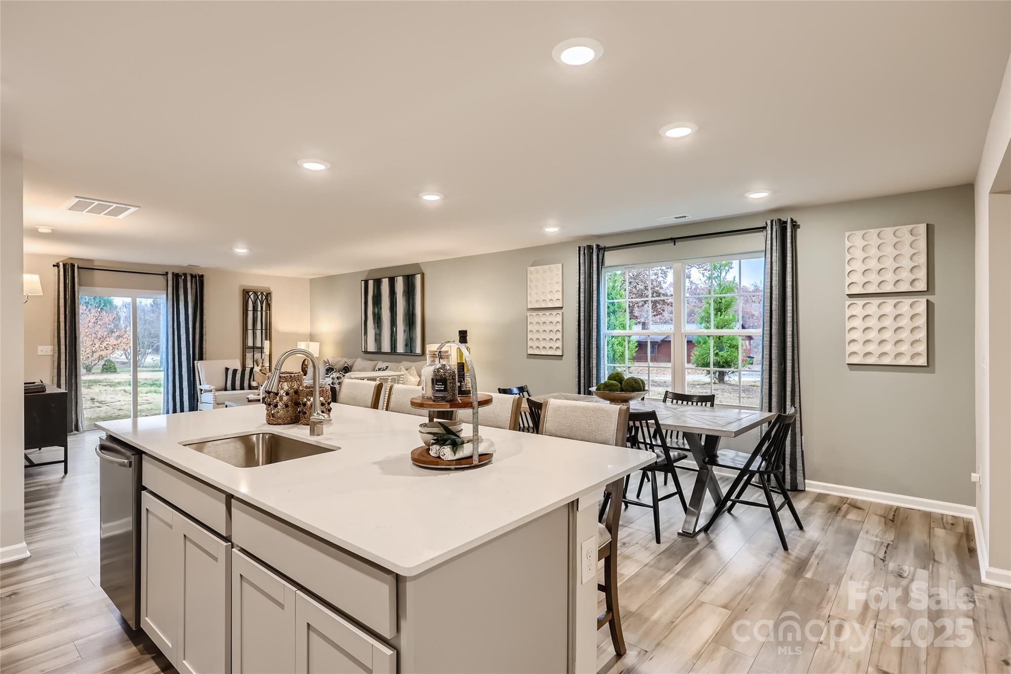 Legacy Ridge - Residential