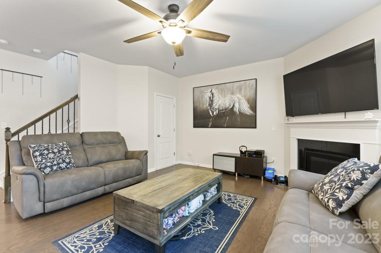 Bethesda Oaks - Residential