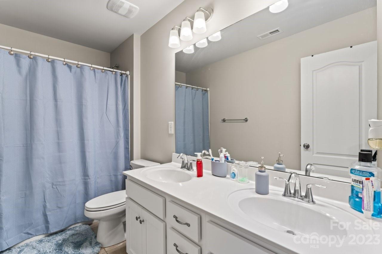 Bethesda Oaks - Residential