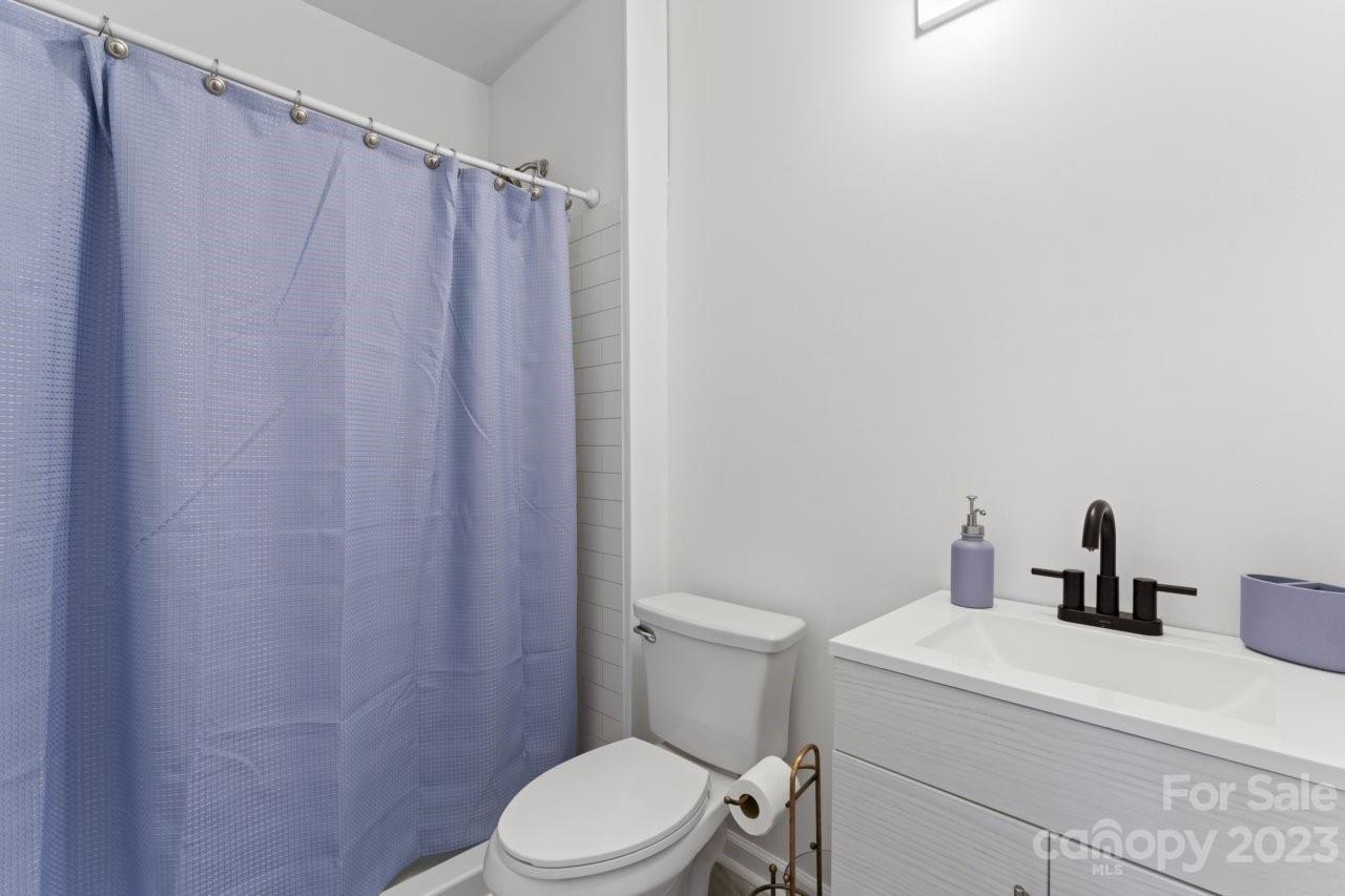 Bethesda Oaks - Residential