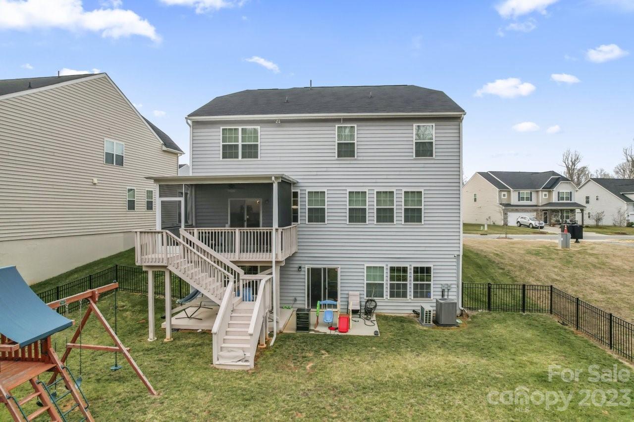 Bethesda Oaks - Residential