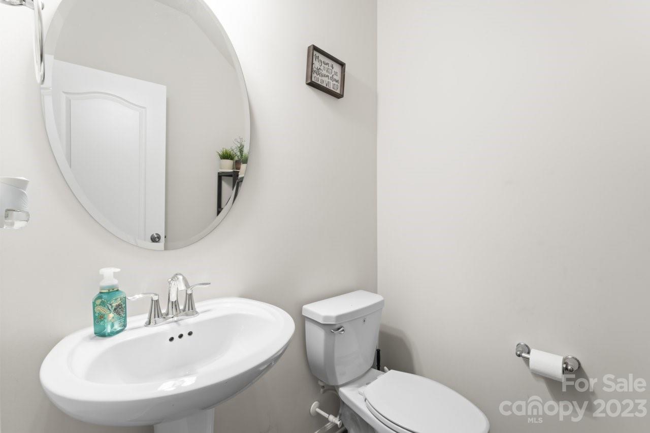 Bethesda Oaks - Residential