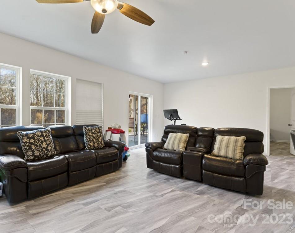 Bethesda Oaks - Residential