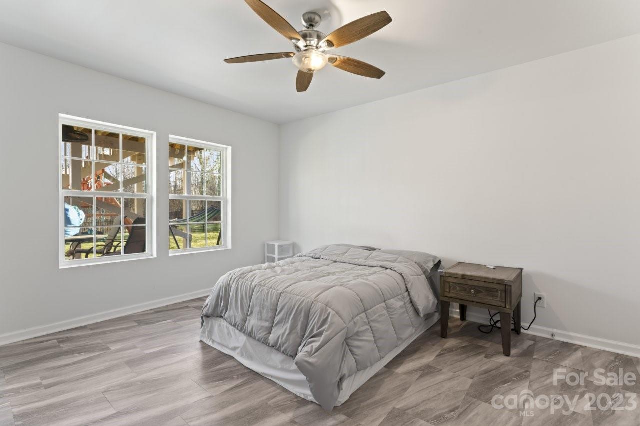 Bethesda Oaks - Residential