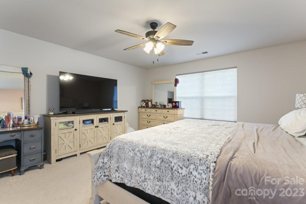 Bethesda Oaks - Residential