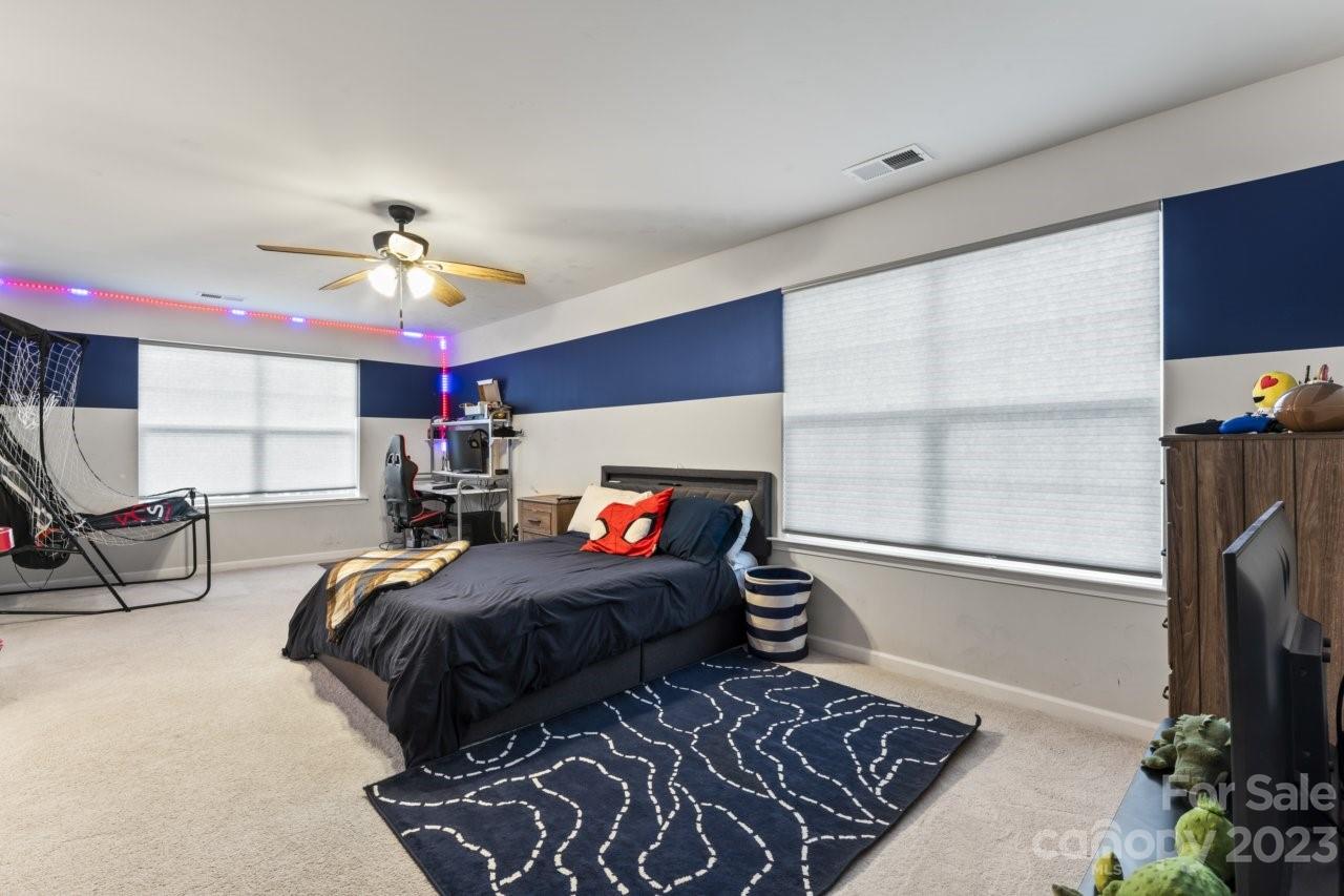 Bethesda Oaks - Residential