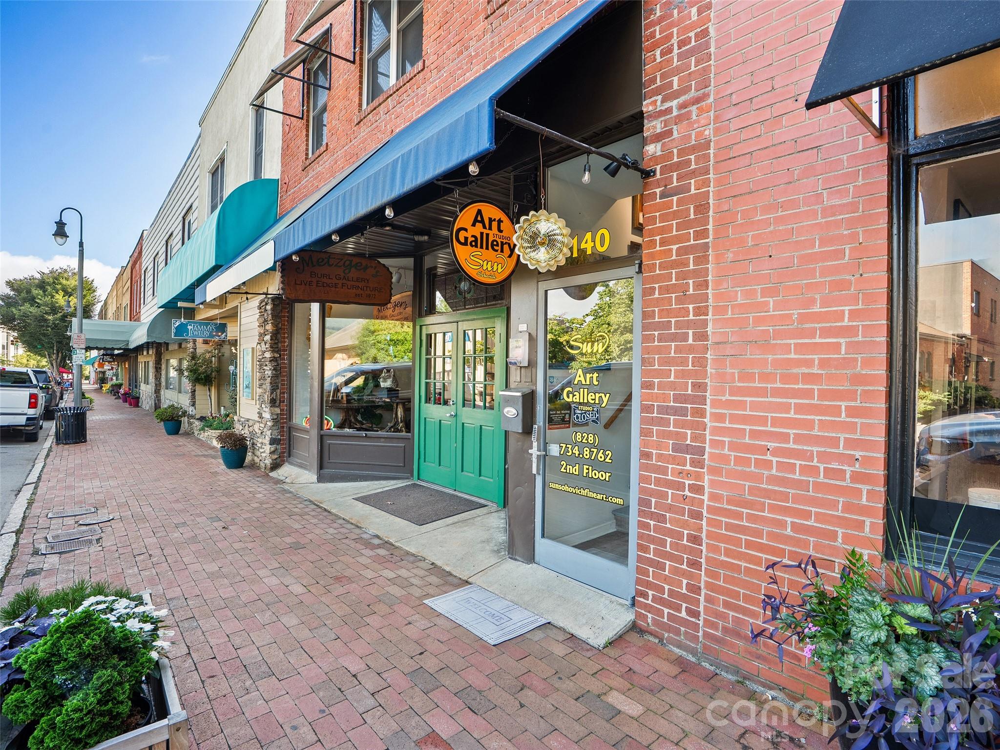 142 N Main Street, Waynesville, NC, 28786