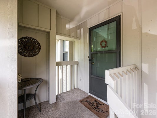 1406 ABBEY CIR, ASHEVILLE, NC 28805 - Image e013e38d0ea8669a4a6b2fbf8af06e3c/2195044898