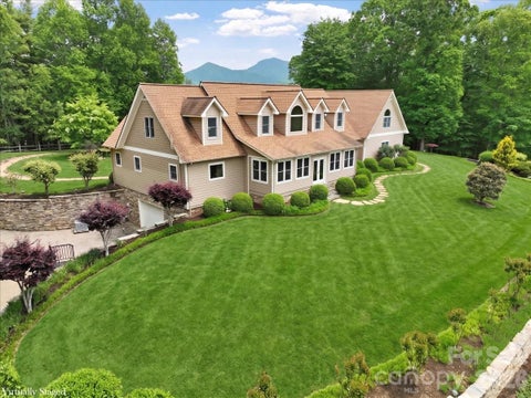 Photo of 750 Barebridge Drive, Burnsville, NC 28714 (MLS # 4385574)