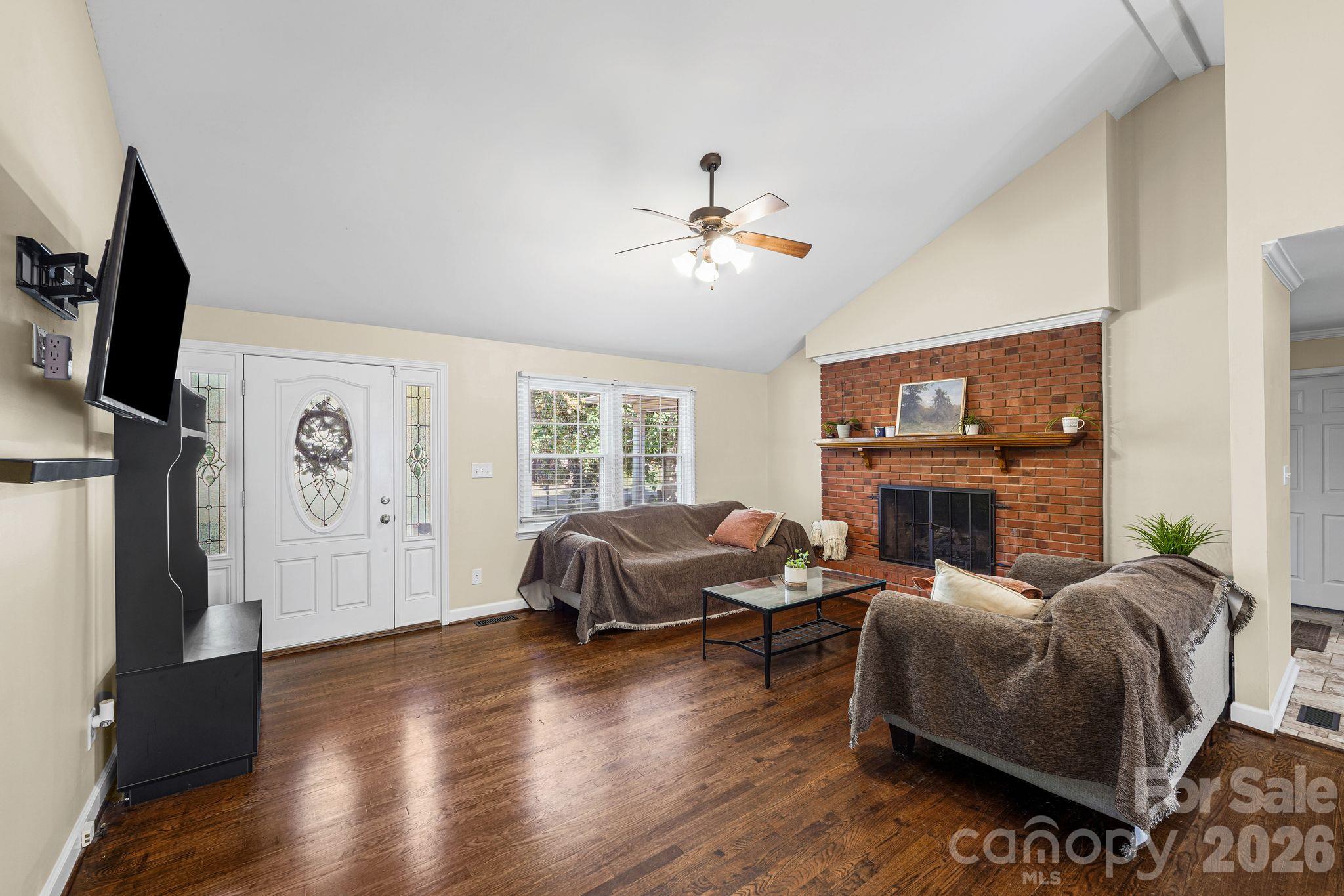 380 Stratford Road