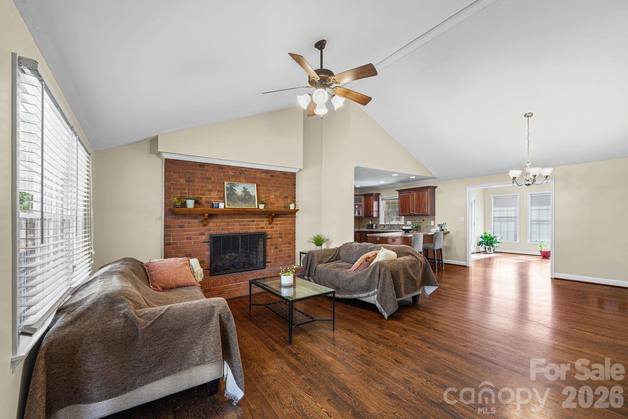 380 Stratford Road