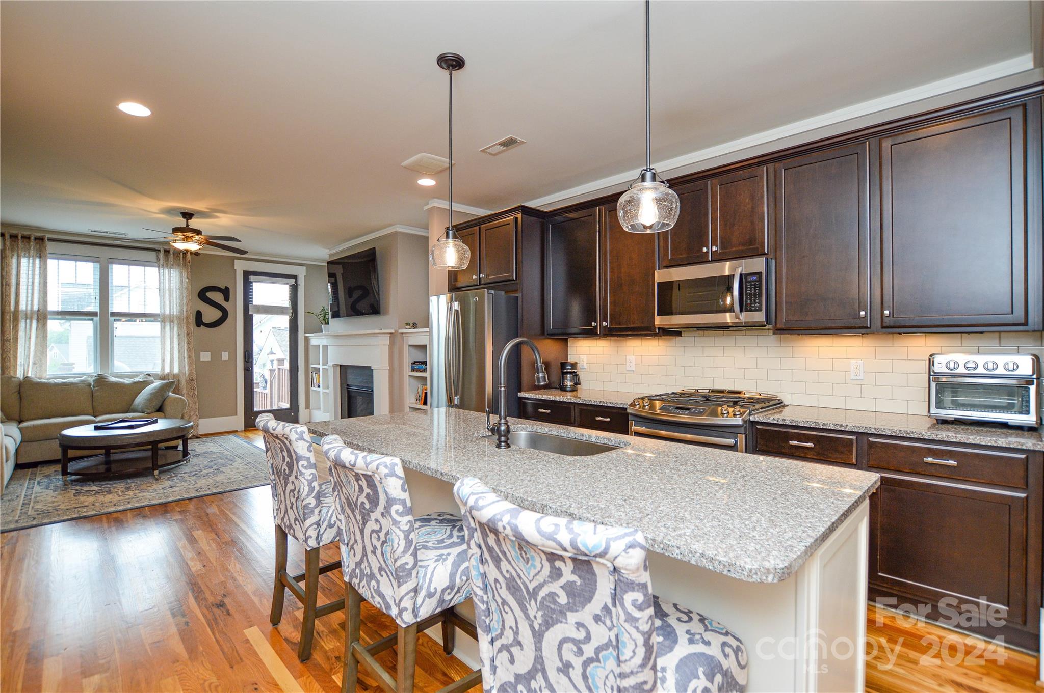 Riverwalk - Residential
