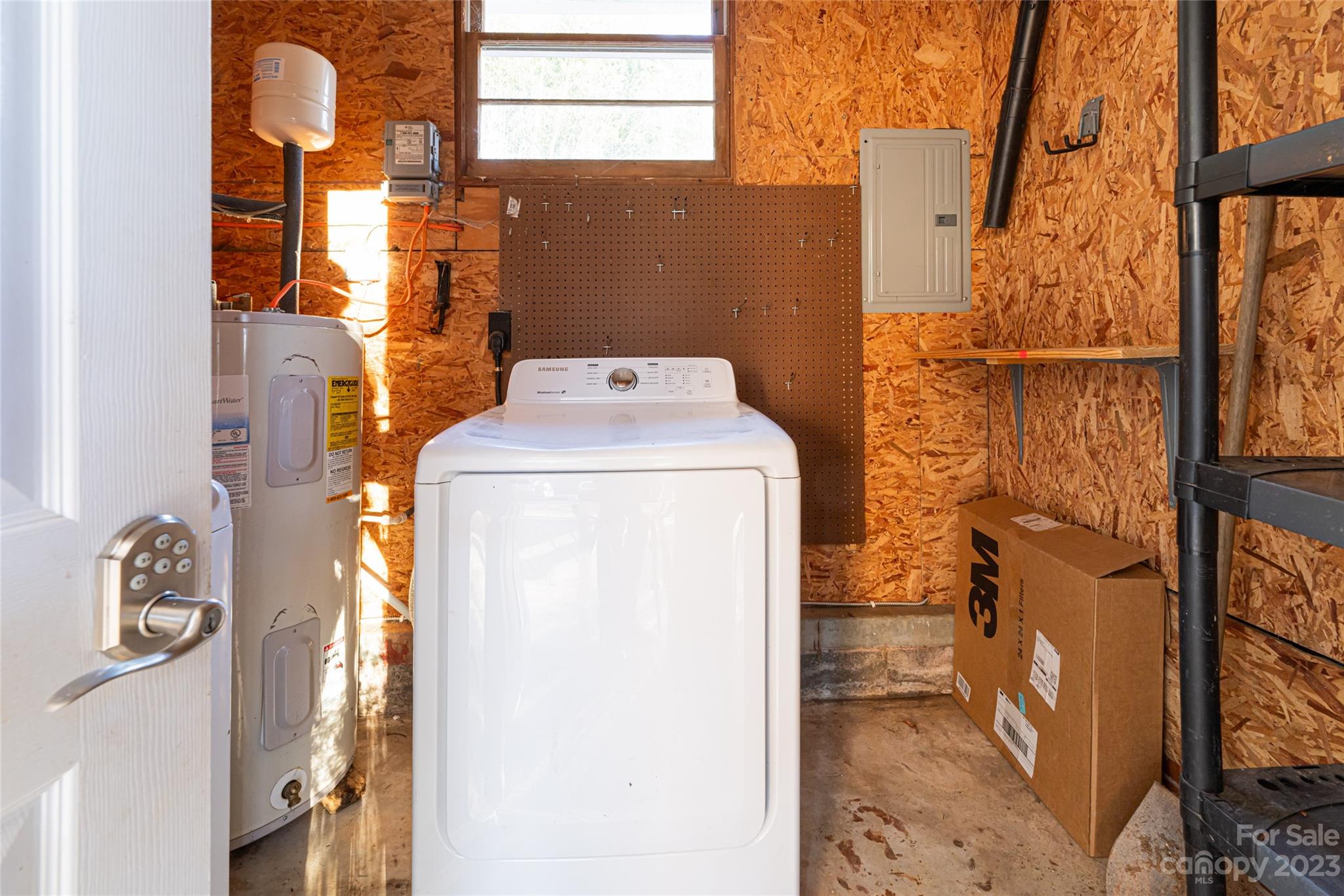 Royal Pines - Residential